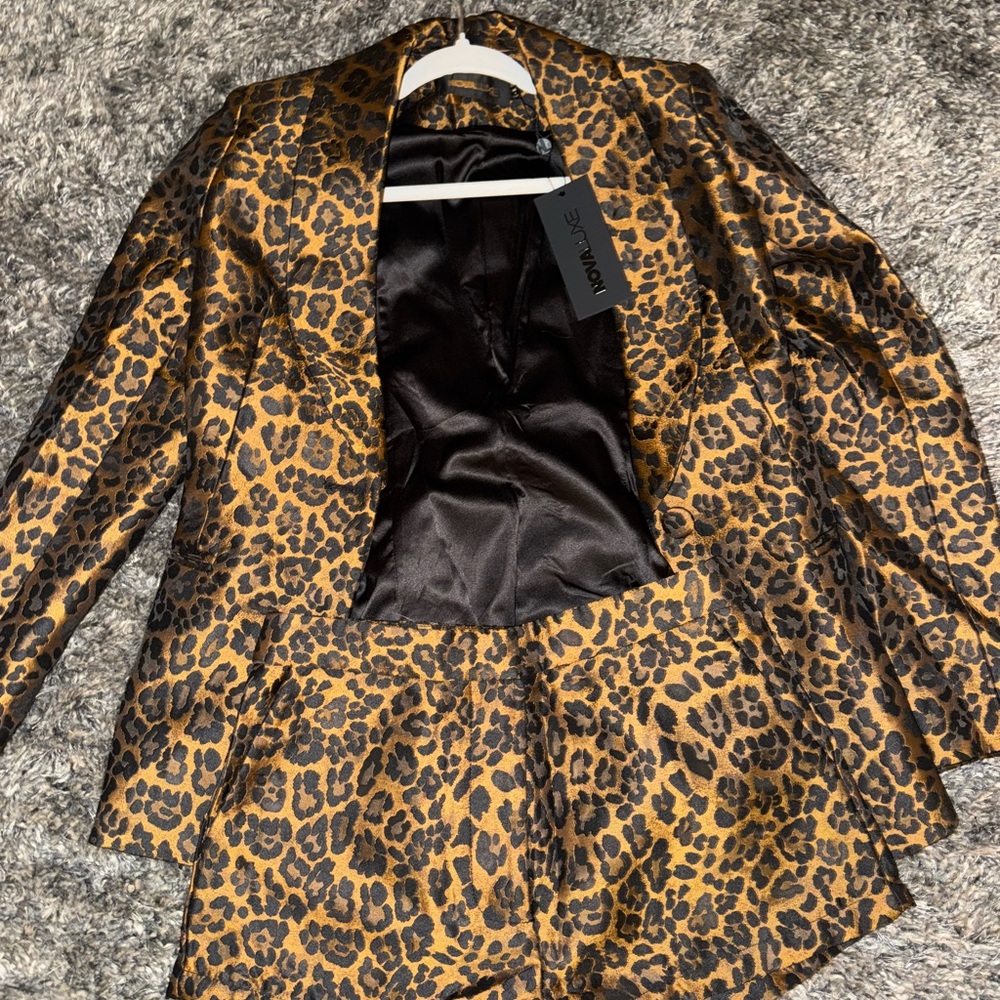 Animal Print Women's Jacket and short